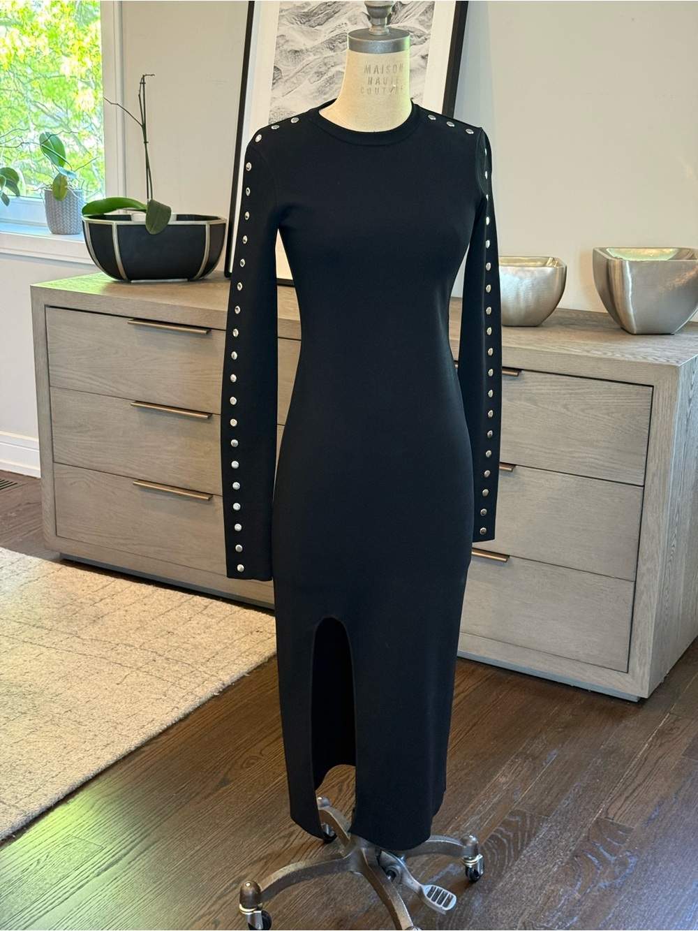 Stella McCartney Black Long-Sleeve Knitted Midi Dress with Studded Detail - Picture 4 of 7